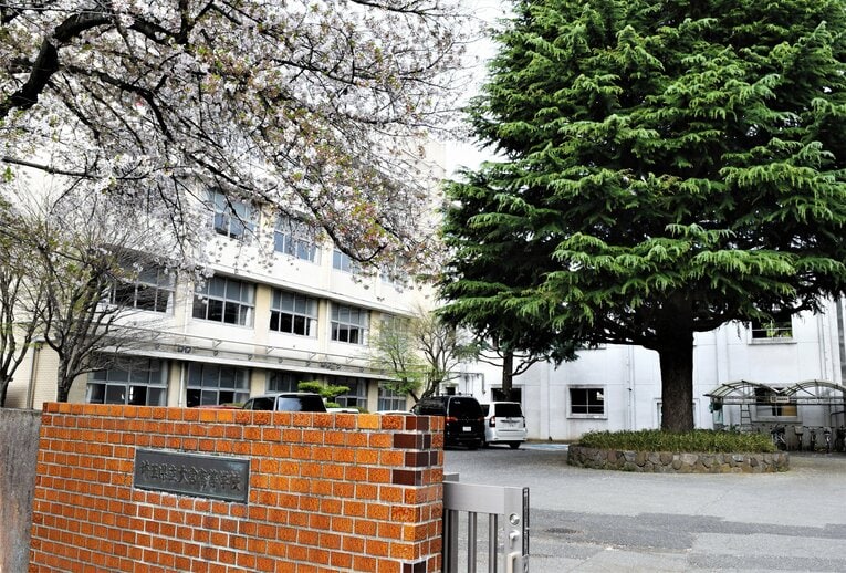 蒲原弘二郎が現在赴任する県立大宮高校　©Asahi Shimbun