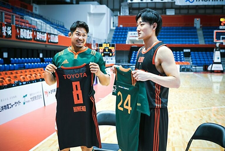W杯前、Bリーグ・アルバルク東京の田中大貴と対談した姫野（2019年）©︎Kiichi Matsumoto