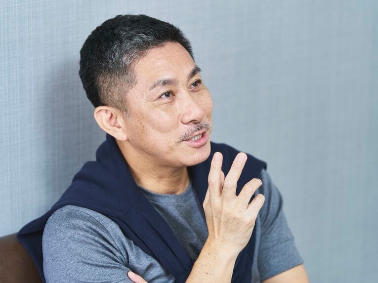 前園が現役引退を表明したのは2005年5月。現在はサッカー解説者、タレントとして幅広く活躍　©Yuki Suenaga