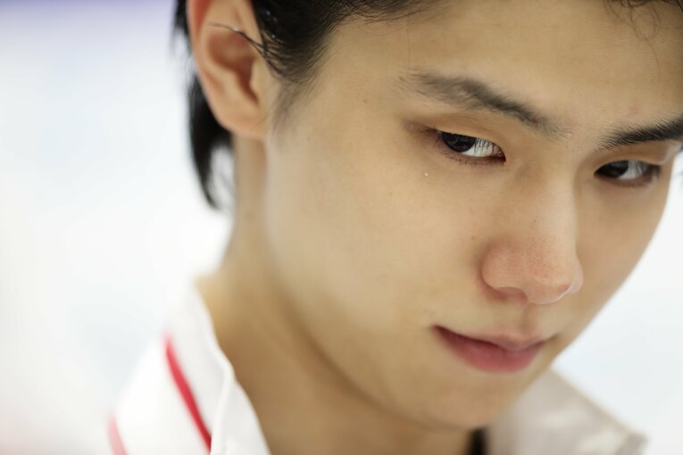 2019年全日本選手権、嬉しそうで悔しそうな表情を浮かべる羽生　©Tsutomu Takasu