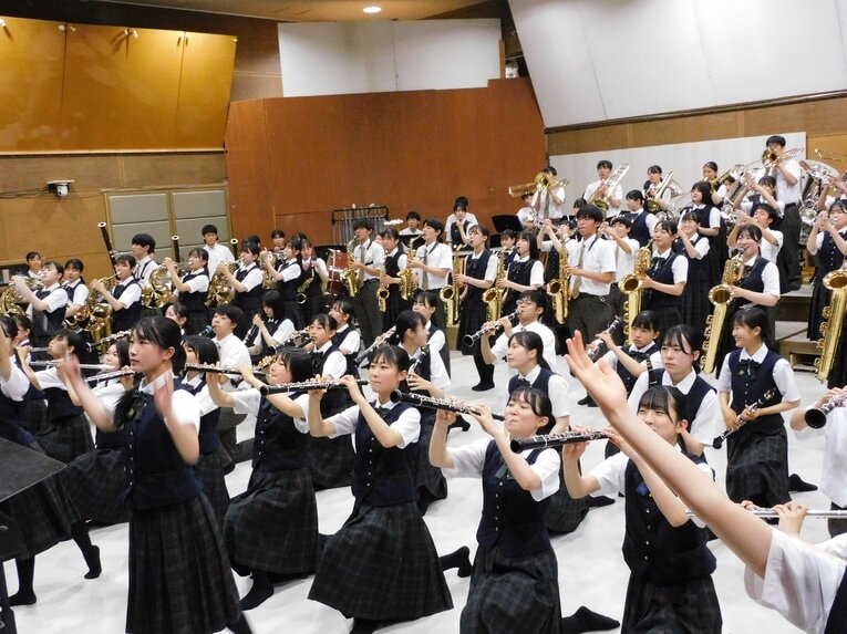 ミュージカルのナンバーなどでは、ソロで歌ったり演技を披露する生徒も　©︎Haruka Sato