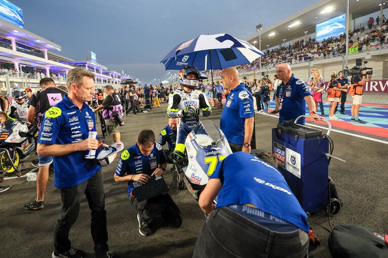 カタールGPスタート前の佐々木。逆転でのチャンピオン獲得に向け、気合十分だったのだが…　©Satoshi Endo