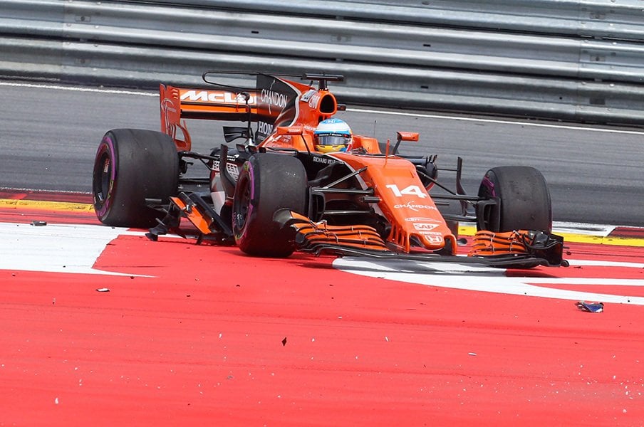 マクラーレンと契約解消? F1撤退?ホンダを巡る不穏な噂の真偽は……。<Number Web> photograph by AFLO