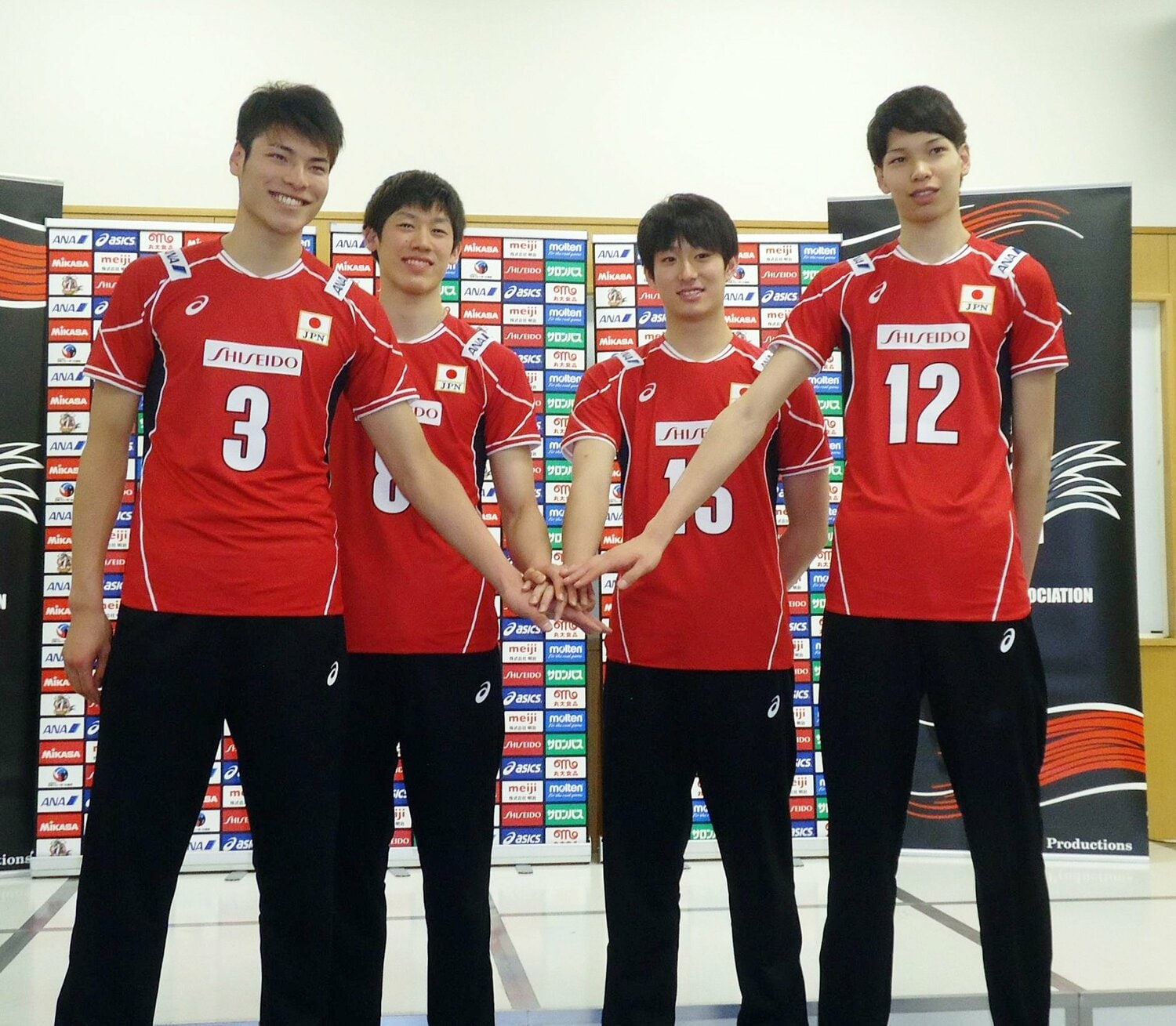 「NEXT4」と打ち出された高橋健太郎、石川祐希、柳田将洋、山内晶大（2015年撮影）　©︎Sankei Shimbun