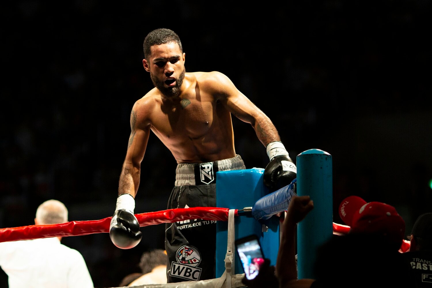 山中との第1戦で勝利したネリ。試合後にまさかのドーピング違反が発覚した　©Naoki Kitagawa