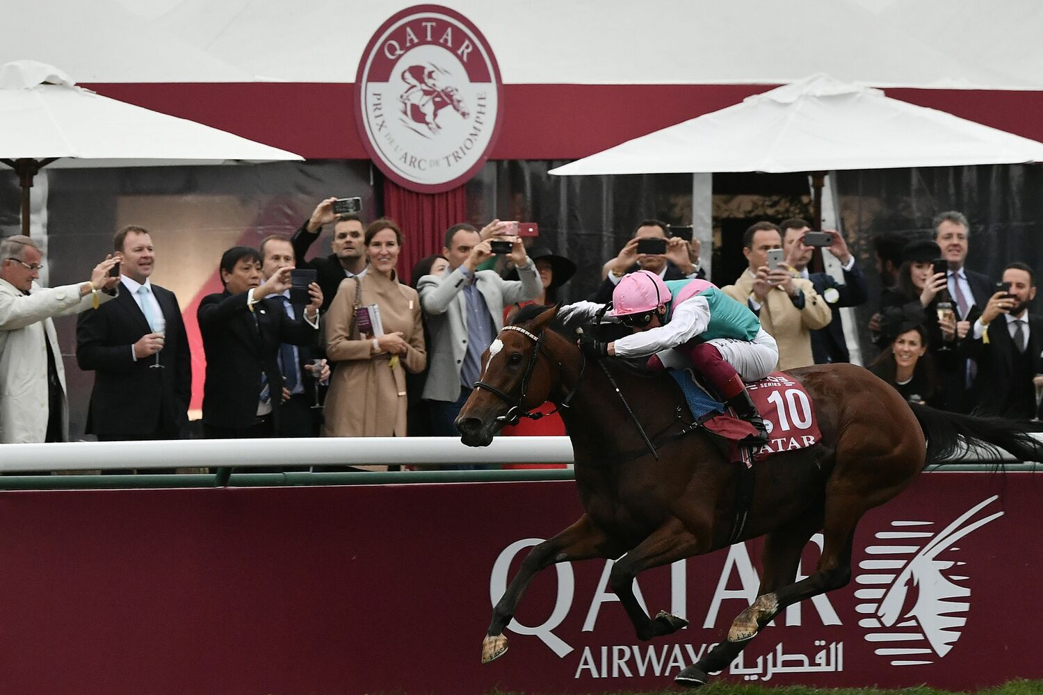 凱旋門賞を連覇したエネイブル ©AFP/JIJI PRESS