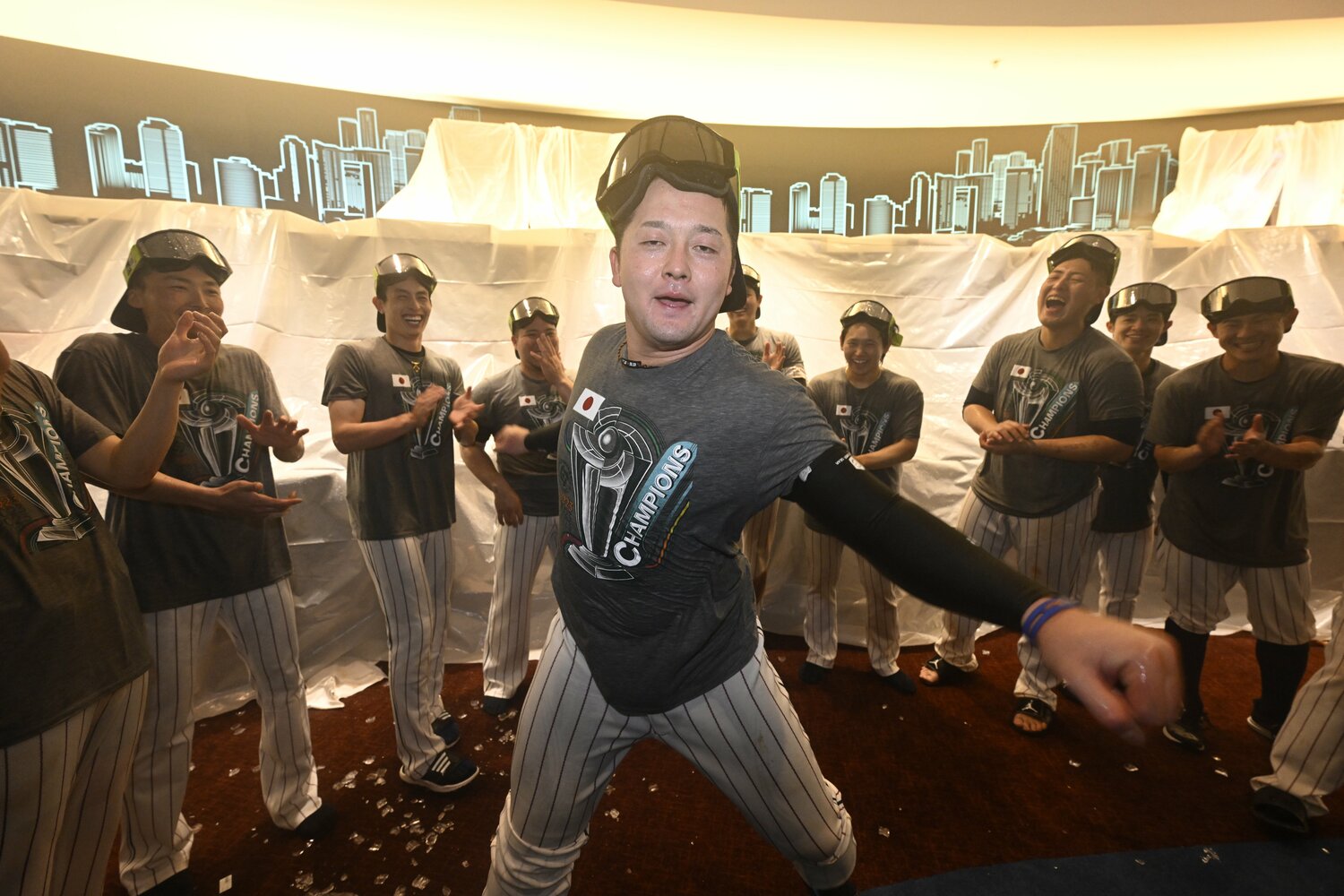 WBC、牧秀悟の謎のダンス。確かにファニーである　代表撮影　