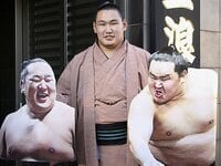 同郷の好敵手が見守った、高見盛と武州山の断髪式。～若の里が振り返る