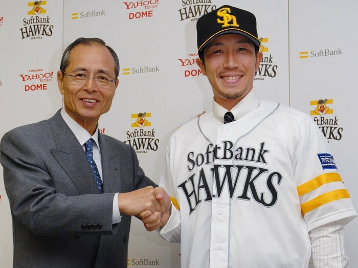 「お風呂から上がると留守番電話が」ホークス移籍通告で放心状態のスラッガー・多村仁志の「スイッチが入った」王貞治監督の“ある言葉”とは＜Number Web＞ photograph by JIJI PRESS