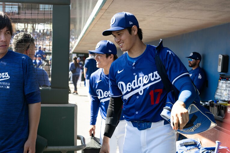 山本由伸、ベッツと　©Nanae Suzuki