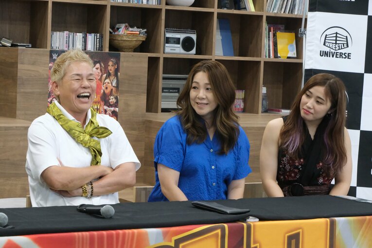 マリーゴールド両国大会の会見にて。神取忍、井上貴子とチームを組んだ　©Norihiro Hashimoto