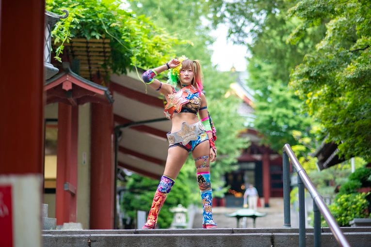 芸能界からプロレスへ 「圧倒的にみんなを幸せに」“傾奇者”ウナギ・サヤカが目指すのは「スターダムのアイコン」《特別グラビア＋インタビュー》(28)