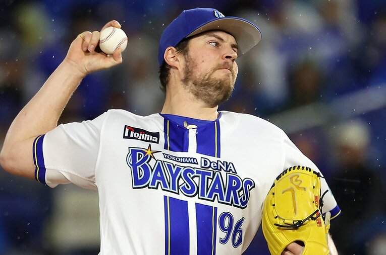 日本球界復帰でタフネスぶりを見せているDeNAバウアーだが……ほかの新外国人選手はどうなっている？ ／ photograph by JIJI PRESS