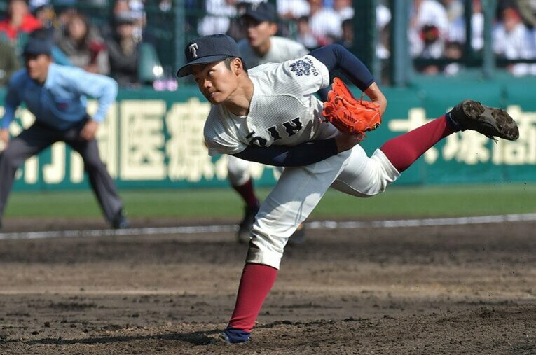 根尾昂／大阪桐蔭 ／ photograph by Hideki Sugiyama