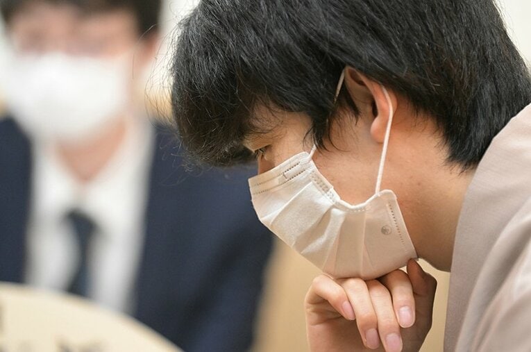 藤井聡太五冠が19歳にして挑む順位戦A級。果たして「最年少名人」への道はつながるか ／ photograph by Kyodo News