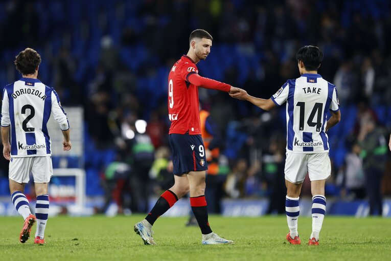 「クボ先発じゃないの？ 何でか知らないけど」驚く相手ファン…久保建英はキレキレでも「監督の采配後、表情と流れが…」カメラマンは現地で見た(14)