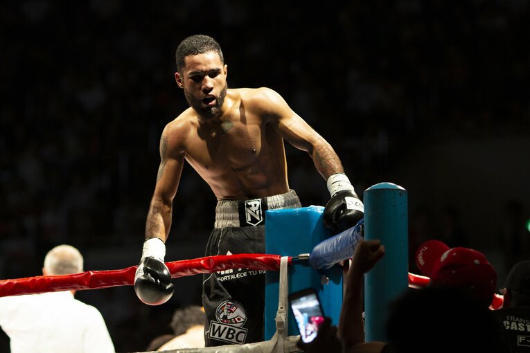 山中との第1戦で勝利したネリ。試合後にまさかのドーピング違反が発覚した　©Naoki Kitagawa