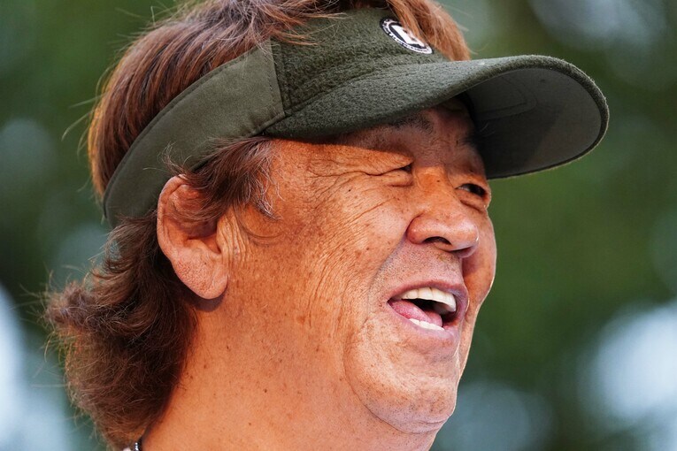 トークショーで笑顔を見せる長州力　©Essei Hara