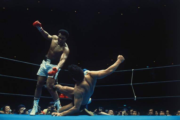 アントニオ猪木vsモハメド・アリ ／ photograph by Getty Images