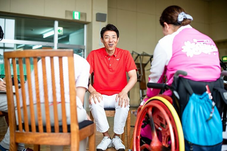 パラ水泳・成田真由美。現役を続ける理由と東京2020への思いを修造に語る。(2)