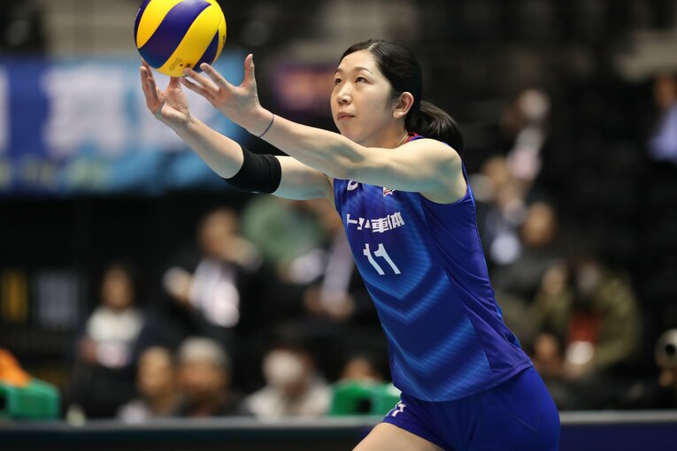 《現役引退》「悔しいより、申し訳ない」荒木絵里香が語る“集大成”の4度目のオリンピック「あの場面、一生思い出すんだろうな」(11)