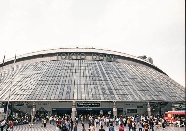 号泣する桜庭和志、高田延彦のハッピーエンド、伝説のミルコvs.ノゲイラ… カメラマンが目撃したMMA東京ドーム大会の衝撃の瞬間(2)