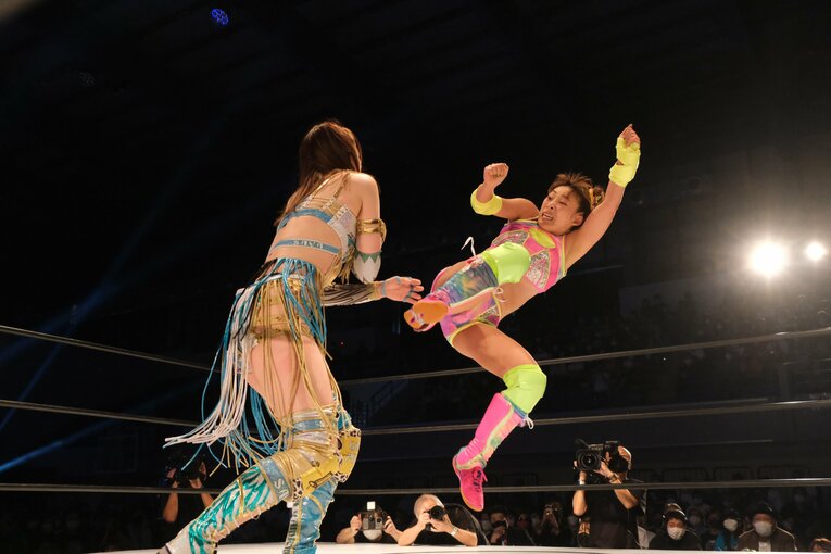 「プレッシャーも凄かったはず」フワちゃんデビュー戦で見えた“プロレスへの本気度”…師匠が明かす舞台裏「100点満点。努力の成果です」(68)