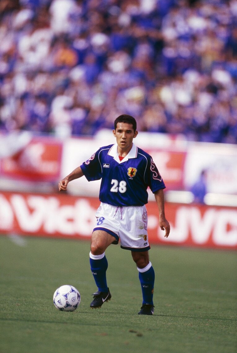 メンバー入りした伊東だが、98年は本大会前のキリンカップパラグアイ戦1試合に出場したのみだった　©AFLO