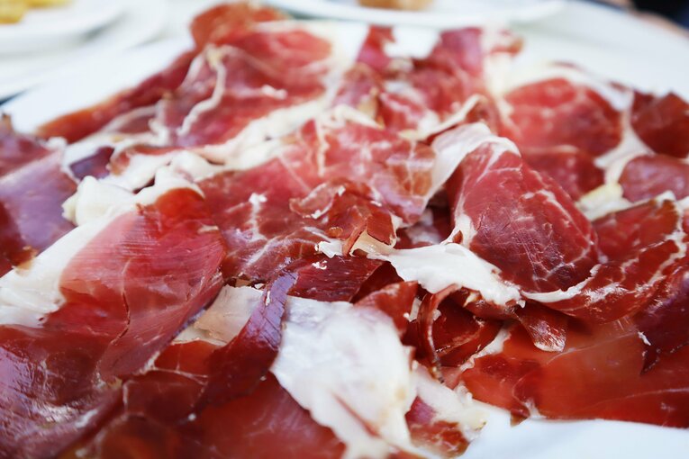 スペイン風の生ハム　©Daisuke Nakashima