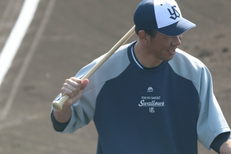 宮出コーチ ©Kou Hiroo