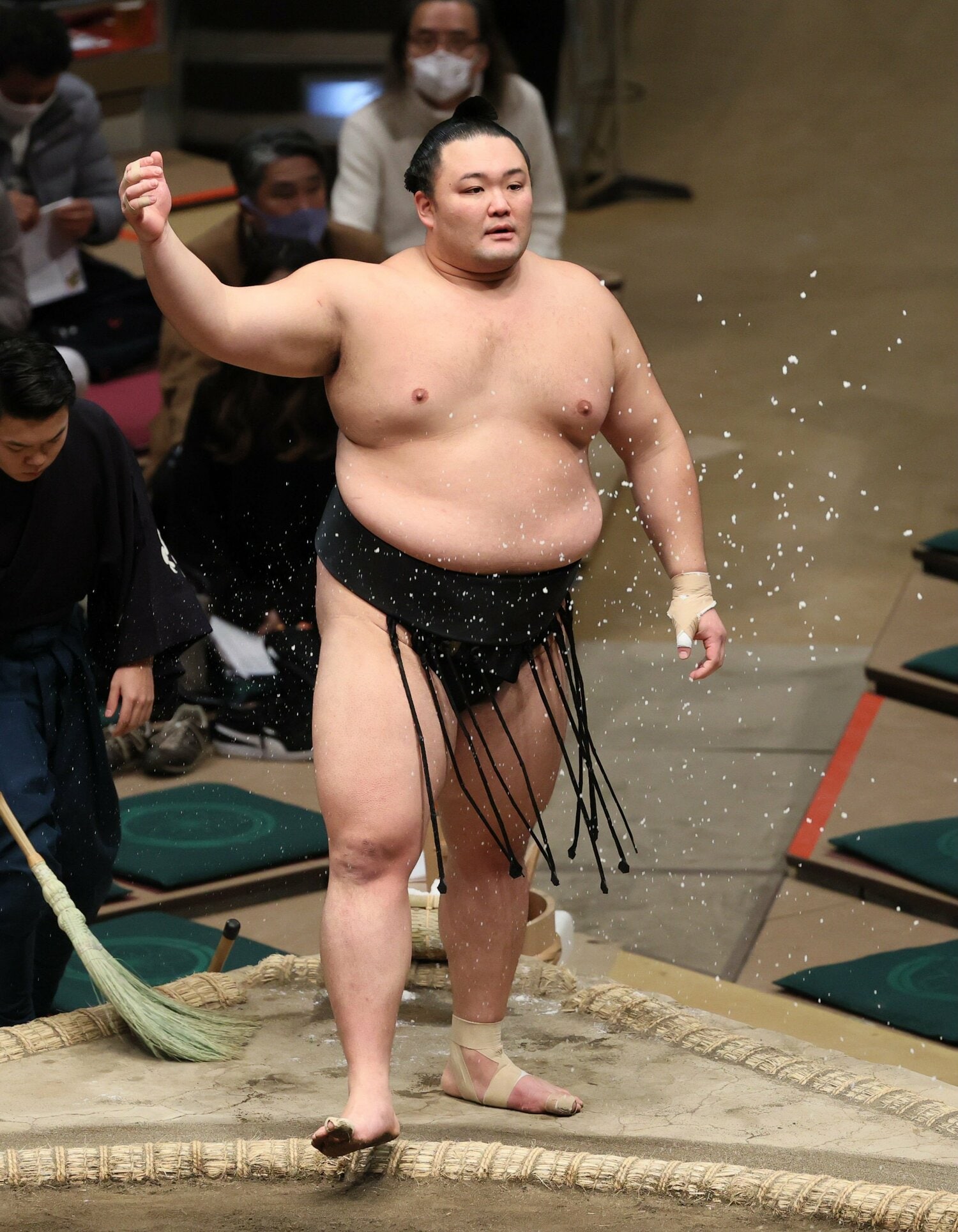 十両に復帰して優勝した朝乃山。6場所の出場停止処分を受け、三段目から出直してきた　©JIJI PRESS
