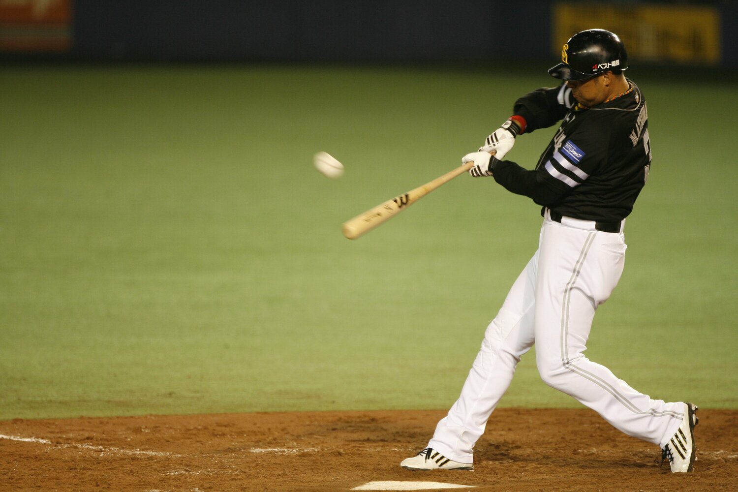 「平成唯一の三冠王」こと松中　©Naoya Sanuki