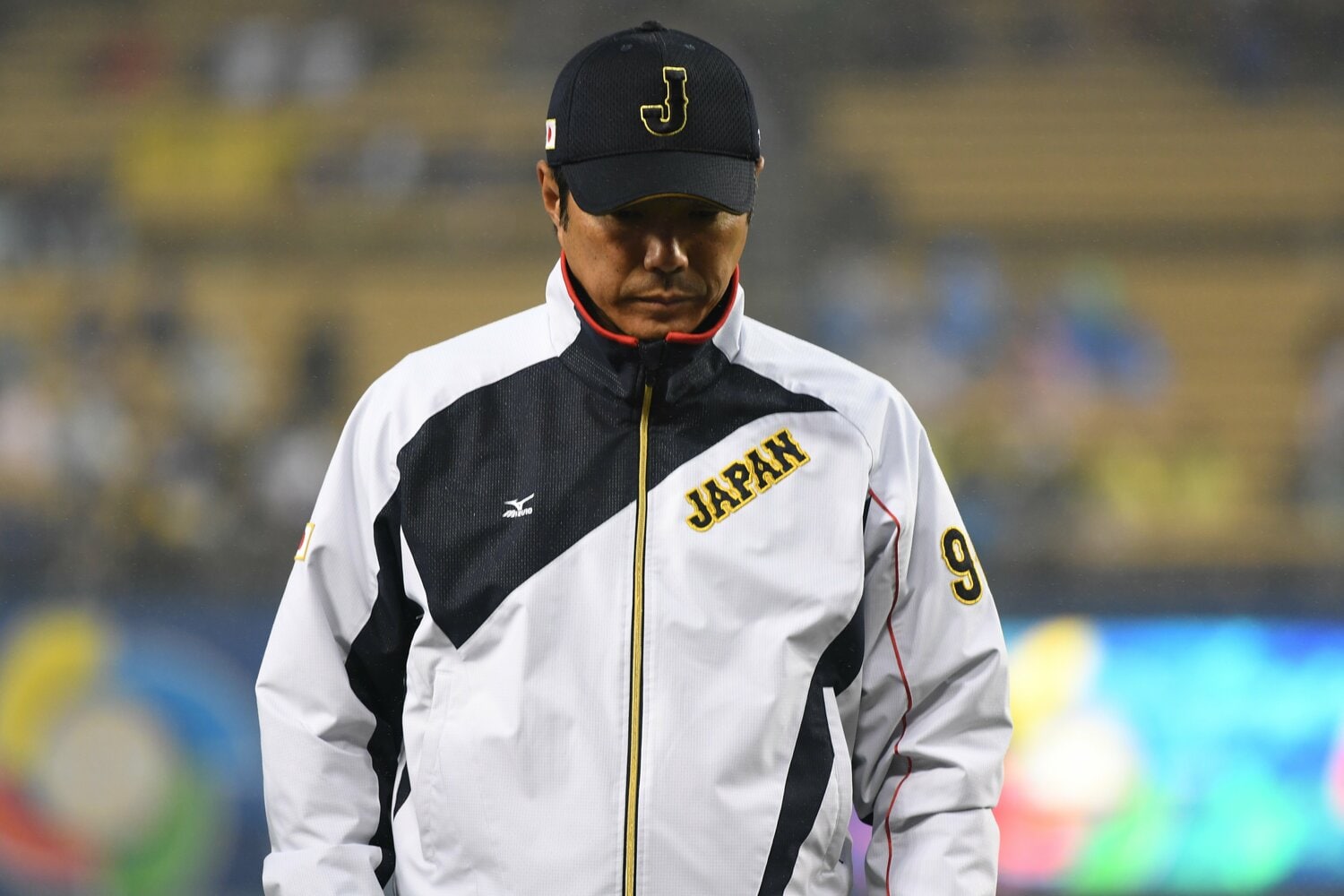 2017年のWBCで監督を務めた小久保裕紀氏。当時はNPBでの監督経験がなく、ベスト4でアメリカに敗れた ©BUNGEISHUNJU