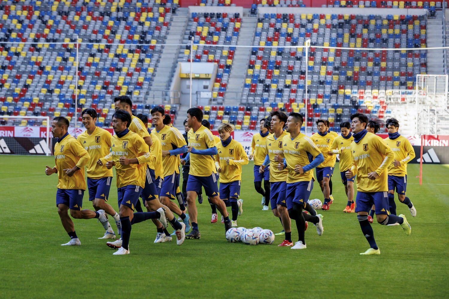 シーズン途中ゆえの負傷離脱が各国で起きる中、日本も中山不在などを受けて、どんな起用法になるかが焦点となる　©Kiichi Matsumoto