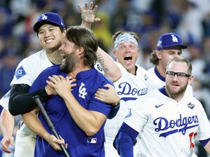 「金満球団。野球を台無し」“嫌われたドジャース王朝”の本質は大谷翔平でも“中0日”山本由伸でもなく「仲間と…特別なんだ」マンシーがポツリ