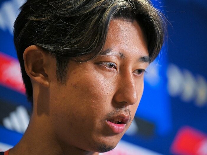 カタールW杯で猛批判された伊藤洋輝…ブラジル戦、田中碧のユニを引っ張ったワケ「奇跡が起きれば」「もしかしたら自分のミスで」日本代表の“思いやり”＜Number Web＞ photograph by Takuya Kaneko/JMPA