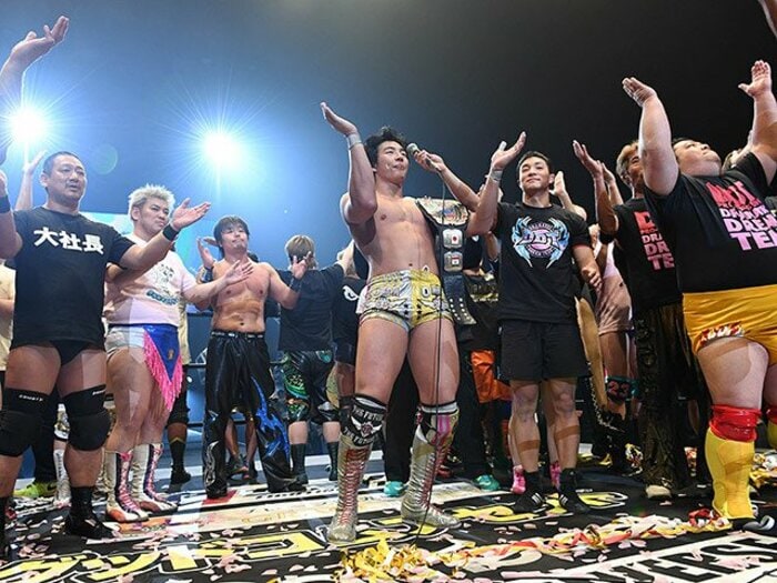 早熟のエース・竹下幸之介を変えた、挫折の物語と「DDTを象徴する技」。<Number Web> photograph by Essei Hara