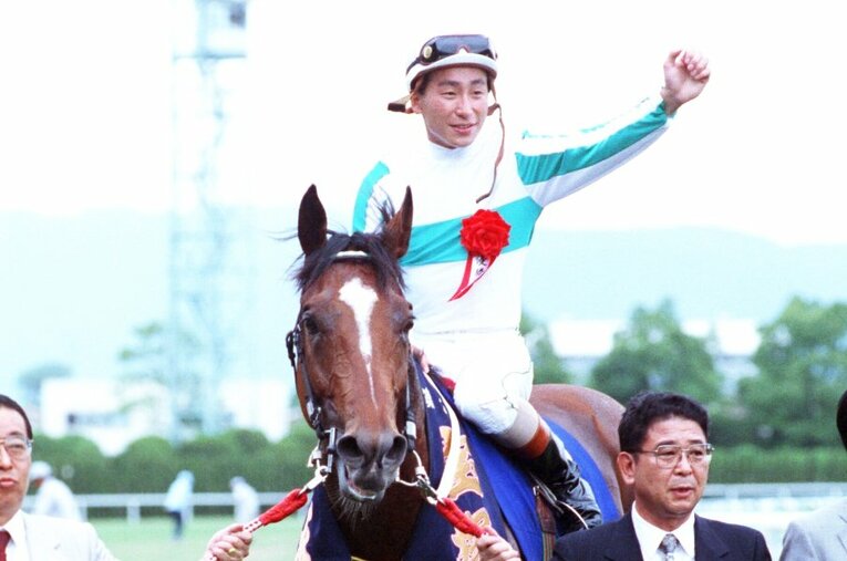 メジロマックイーンを破り、1991年の宝塚記念を制したメジロライアン。横山典弘は「俺の馬が一番強い」と信じ続けていた ／ photograph by Sankei Shimbun