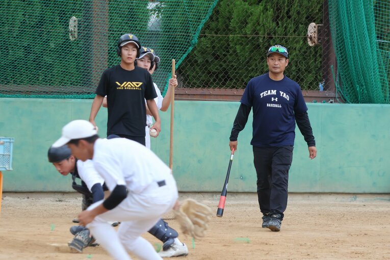 八尾高校の長田監督　©Fumi Sawai