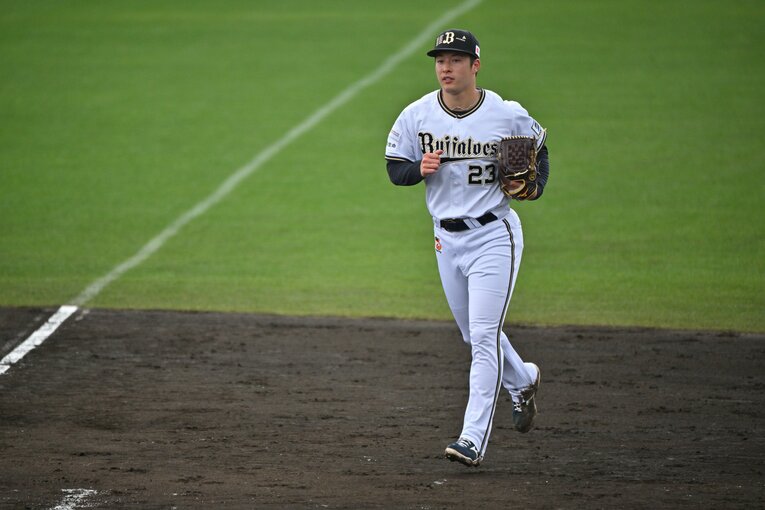 オリックスキャンプで奮闘する吉田輝星　©Hideki Sugiyama