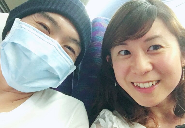 病に立ち向かう早川を献身的に支えた妻・真優さん（本人提供）