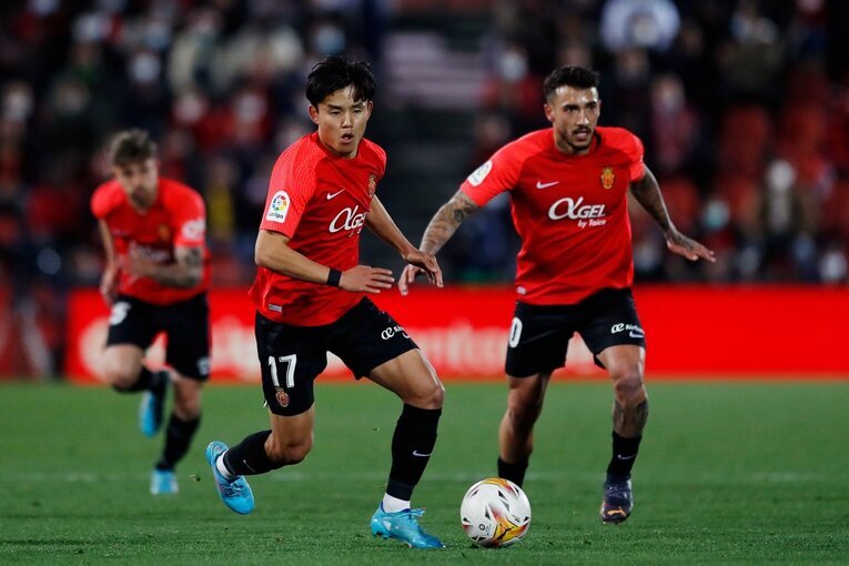 “クボが噛み合わない縦関係”に名手も同情？ 納得できない久保建英の表情、36歳ダビド・シルバの魔術〈撮影者の視点〉(18)