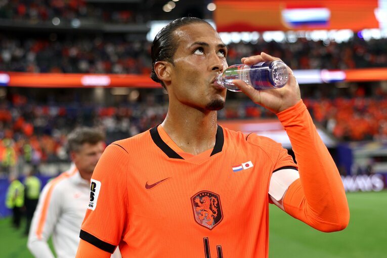 意外な意見を聞かせてくれたオランダ主将のファンダイク　©Getty Images