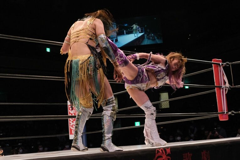 「ここまでやらなきゃ勝てない」中野たむとの死闘…スターダム新王者・上谷沙弥と“狂気と全力”のフェニックス・スプラッシュ(32)