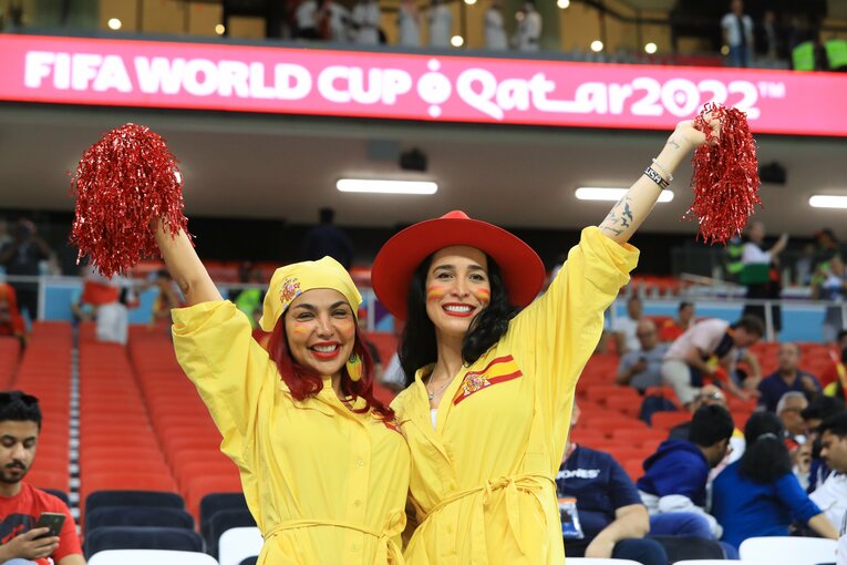 カタールW杯の女性サポーター　©Kazuo Fukuchi/JMPA