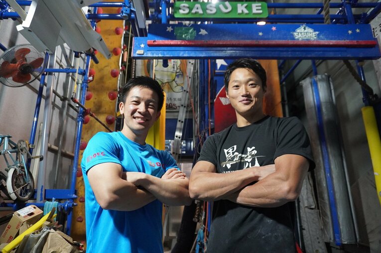 現在はともにトレーニングをすることもあるという“サスケくん”こと森本裕介と山本　©NumberWeb