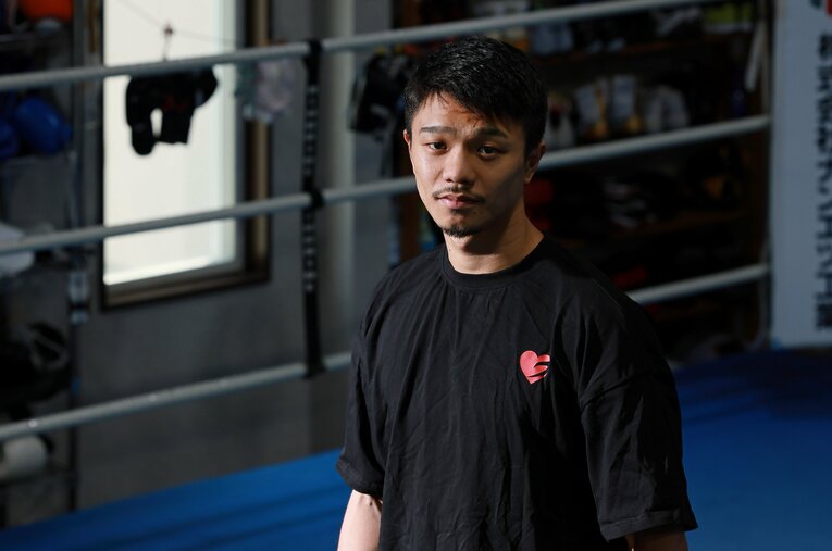 WBC・IBF世界バンタム級統一王者となった中谷潤人が、西田凌佑との統一王座戦「激闘の舞台裏」を明かした ／ photograph by Shigeki Yamamoto