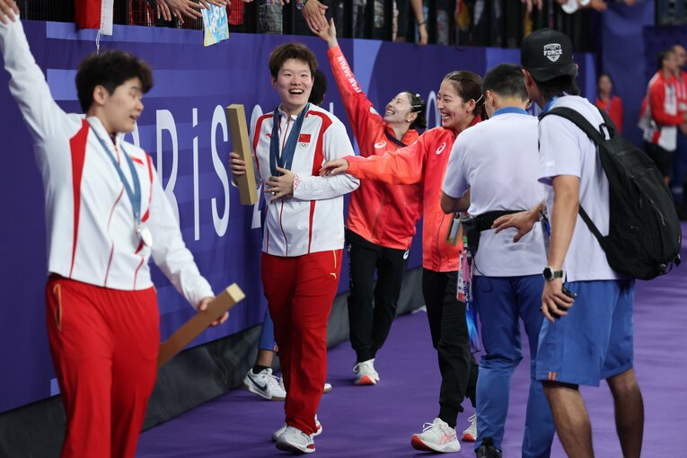 中国選手との楽しげな交流　©Ryosuke Menju/JMPA