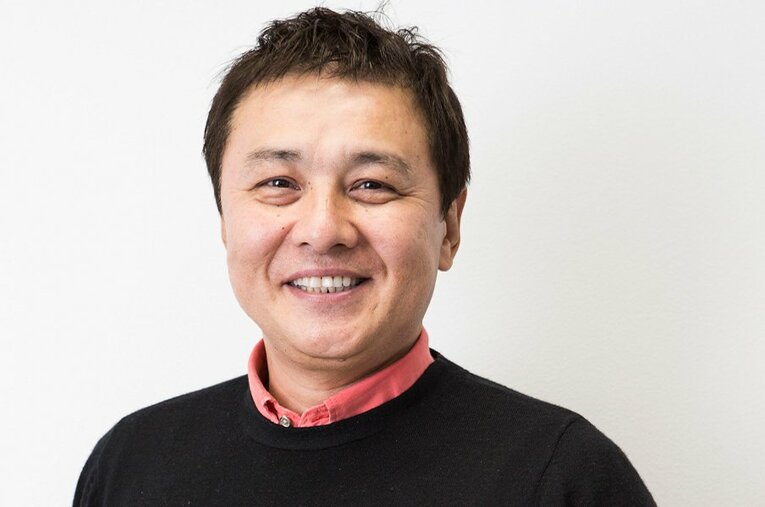 朗らかな笑顔でお茶の間の人気者だった渡辺徹さん。将棋愛好家としても知られた（2015年撮影） ／ photograph by BUNGEISHUNJU