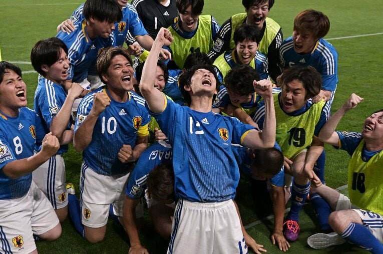 現在放送中のTBS日曜劇場『オールドルーキー』。Jリーガーだった主人公の“セカンドキャリア”を描く今までになかった新しいドラマの制作秘話を脚本家の福田靖さんに聞いた ／ photograph by TBS